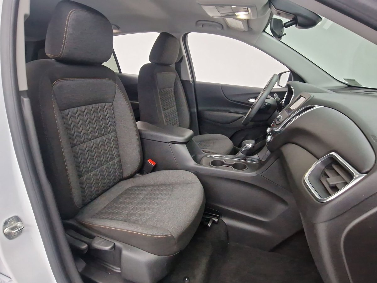 2022 Chevrolet Equinox LT - Photo 25