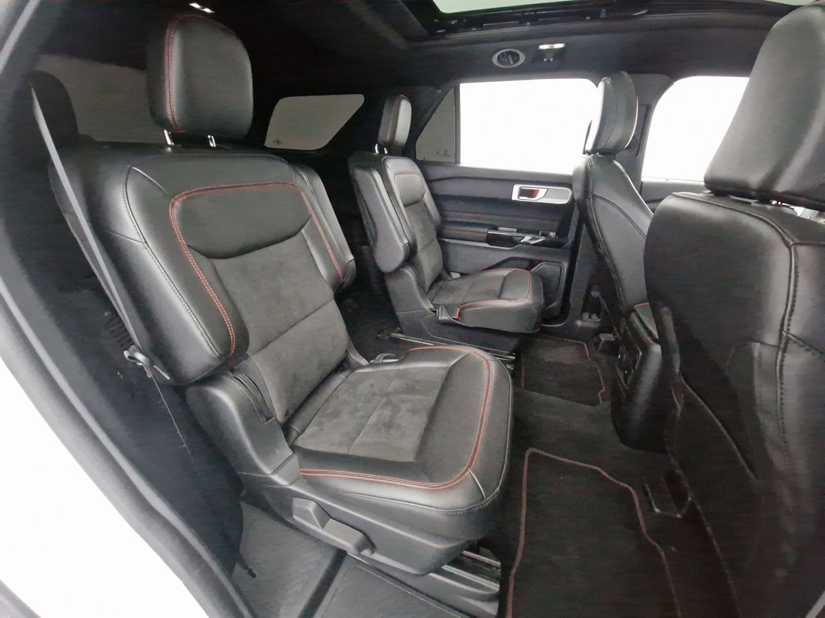 2022 Ford Explorer ST-LINE - Photo 26