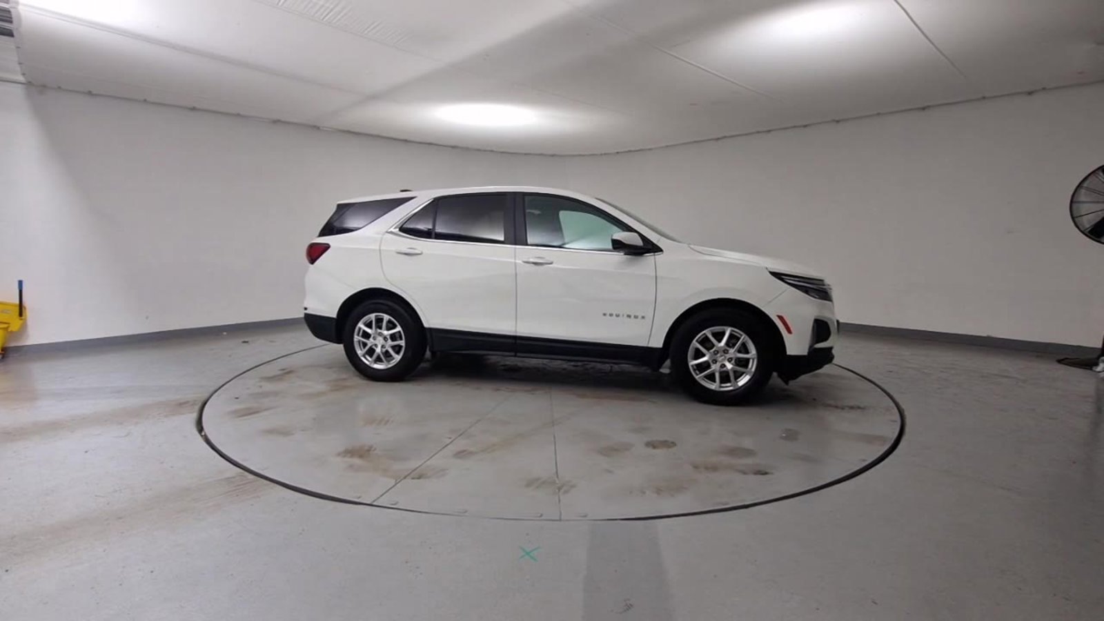 2022 Chevrolet Equinox LT - Photo 6
