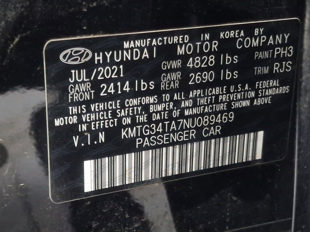 2022 GENESIS G70 Standard - Photo 32