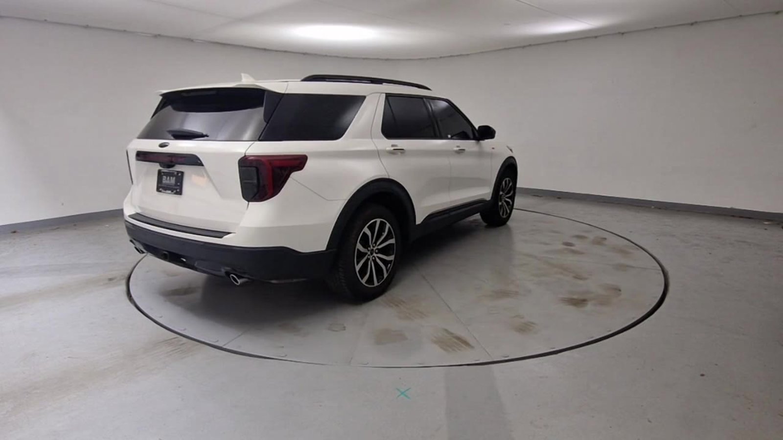 2022 Ford Explorer ST-LINE - Photo 8