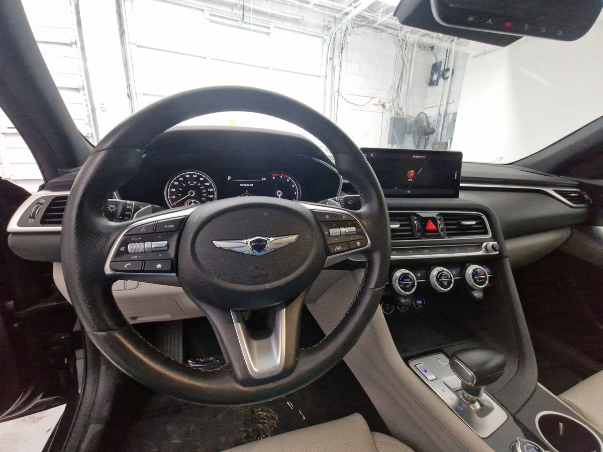 2022 GENESIS G70 Standard - Photo 10