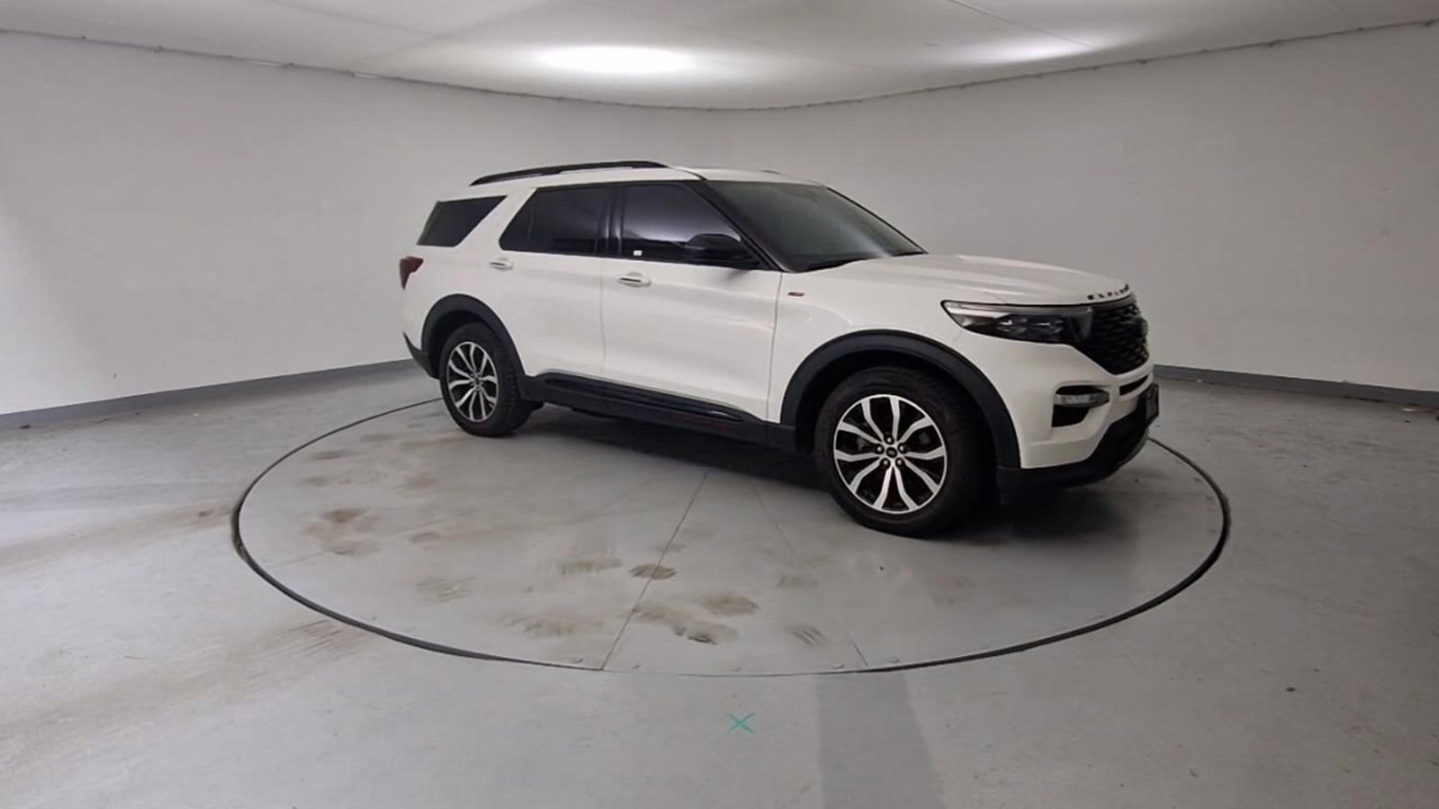 2022 Ford Explorer ST-LINE - Photo 6