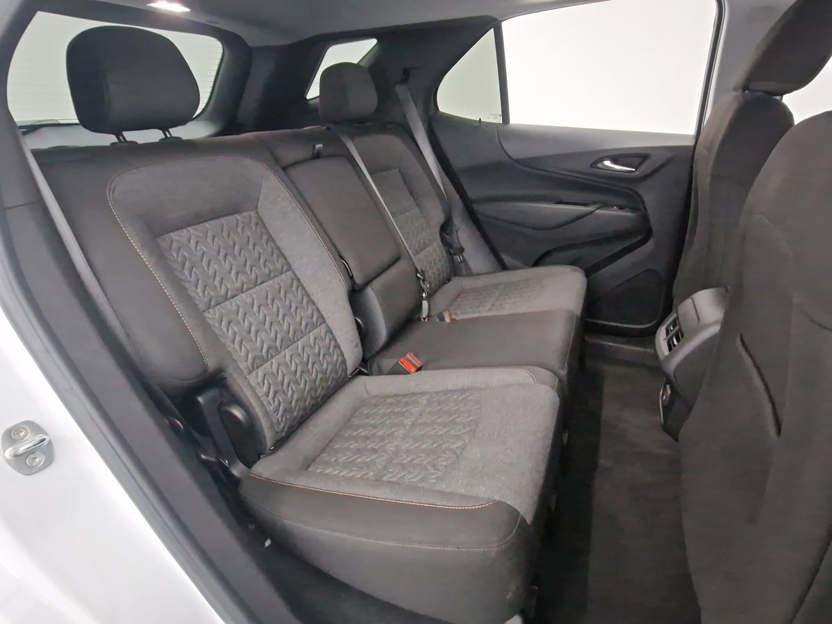 2022 Chevrolet Equinox LT - Photo 24