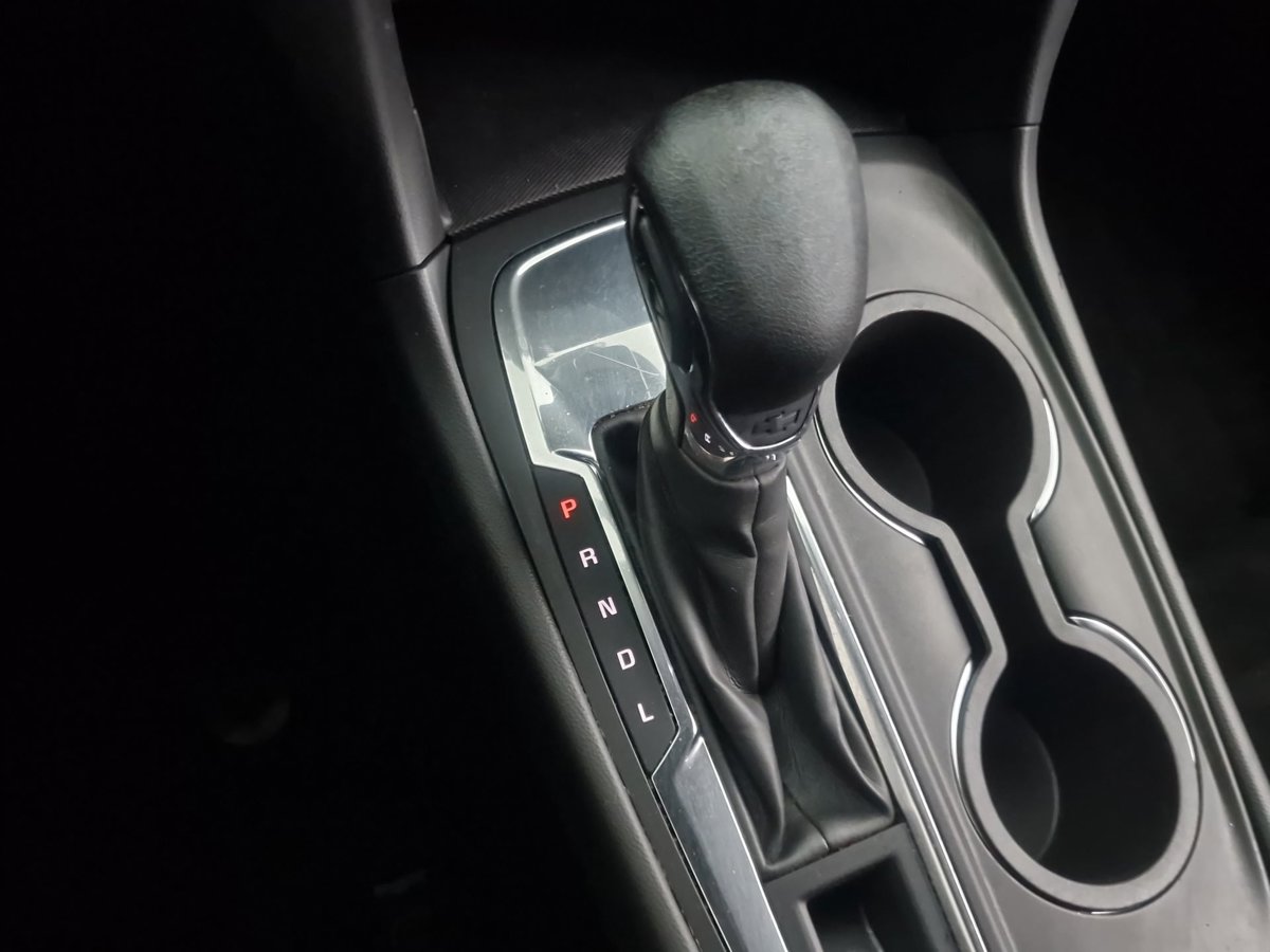 2022 Chevrolet Equinox LT - Photo 15